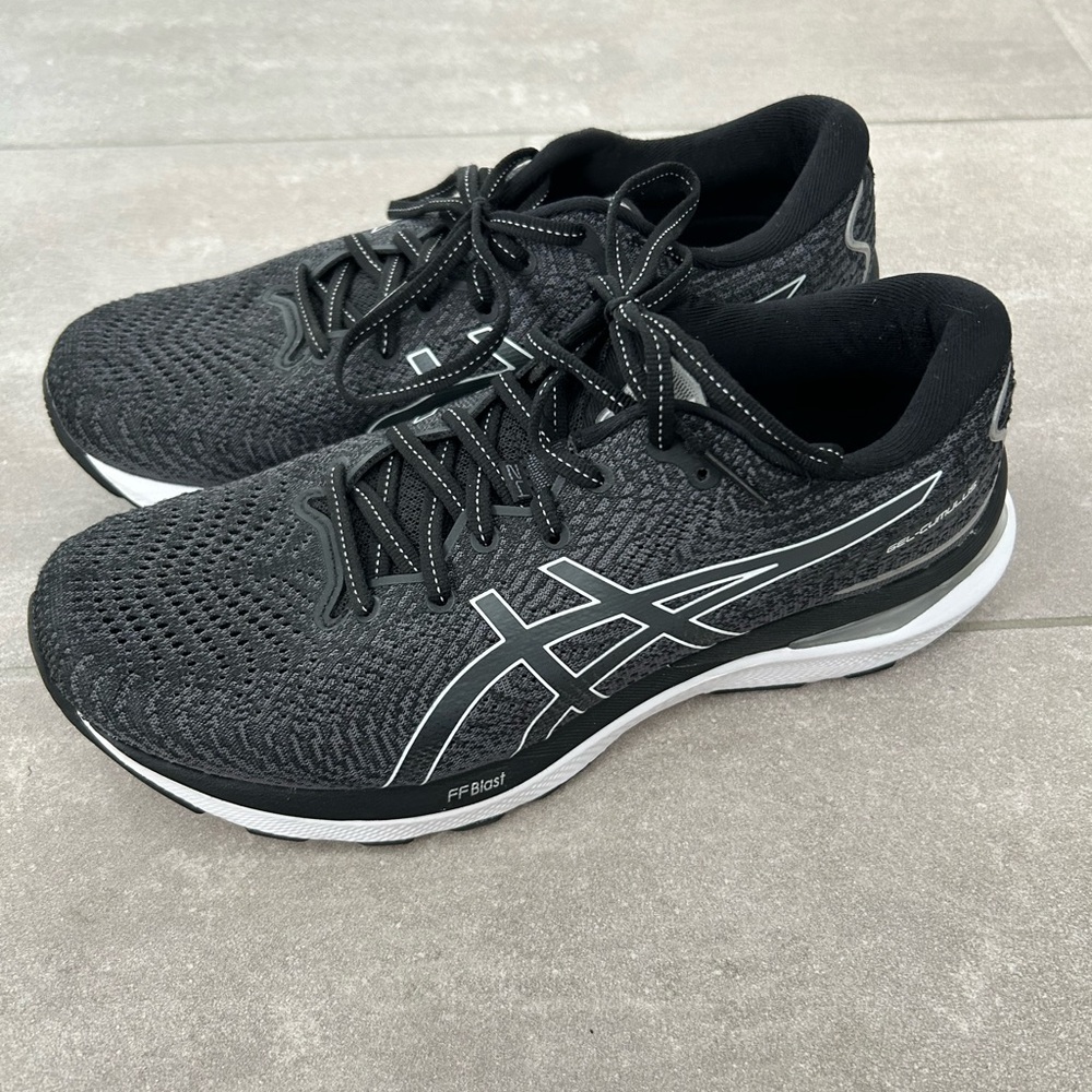 ASICS Women's Running Shoe - Picture 6 of 7